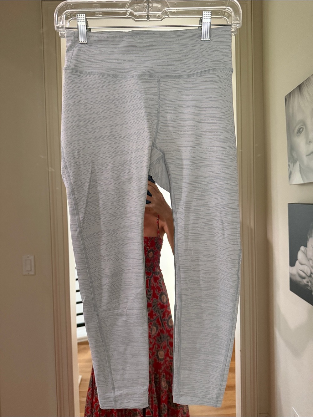 Outdoor voices leggings 
Size Small